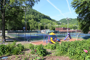 Schoenbaum Tennis Courts